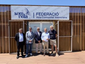 Esto es parte del programa de compromisos de Marina Port Valencia para dinamizar la actividad náutico-deportiva. Se trata de una colaboración de ocho años para consolidar a Valencia como referente internacional de la vela.
